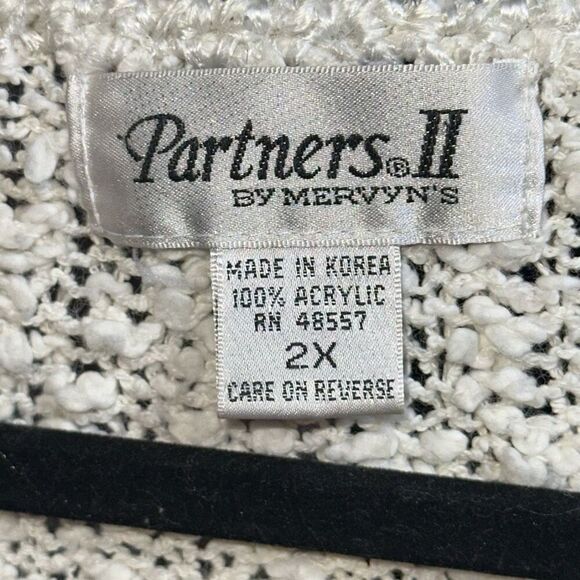 VTG Partners by Mervyn's Floral Knit Cottagcore Boucle Sweater - Picture 4 of 6